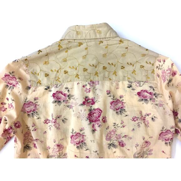 Vanity Embroidered Floral Button Down Top Size Small‎ - Picture 10 of 12